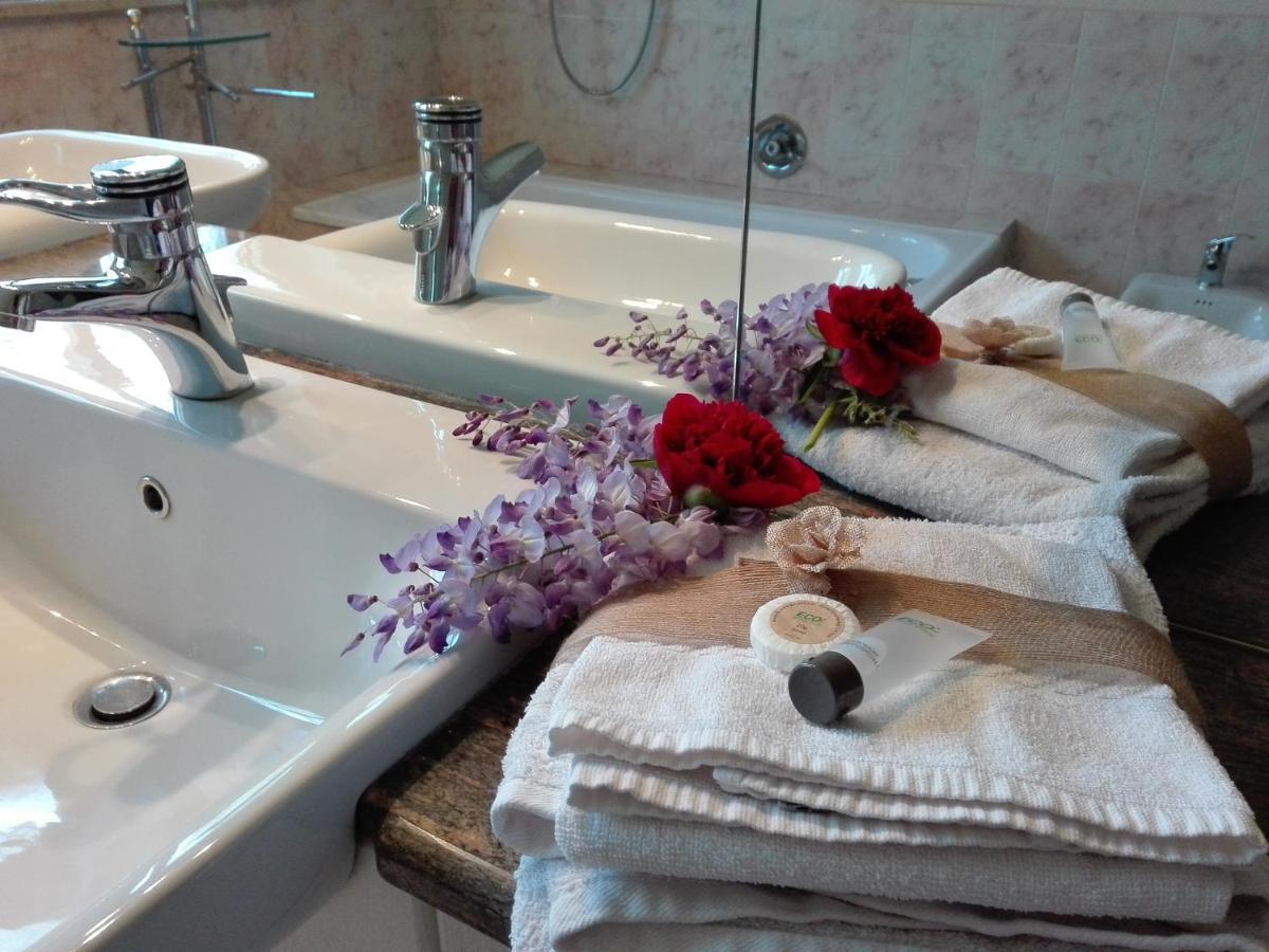 Buia La Vie En Rose B&B 외부 사진